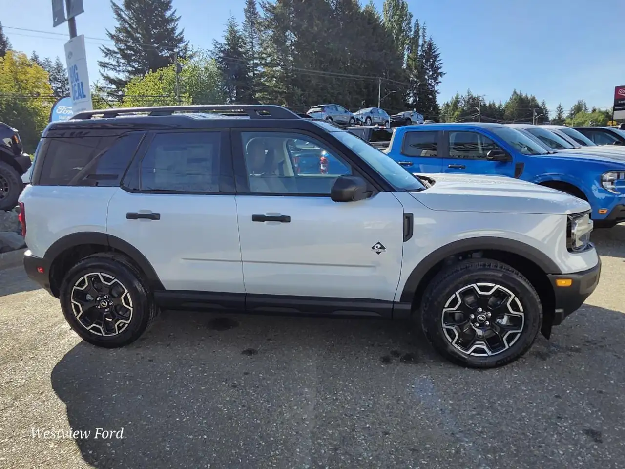 Ford Bronco Sport photo Ford Bronco Sport