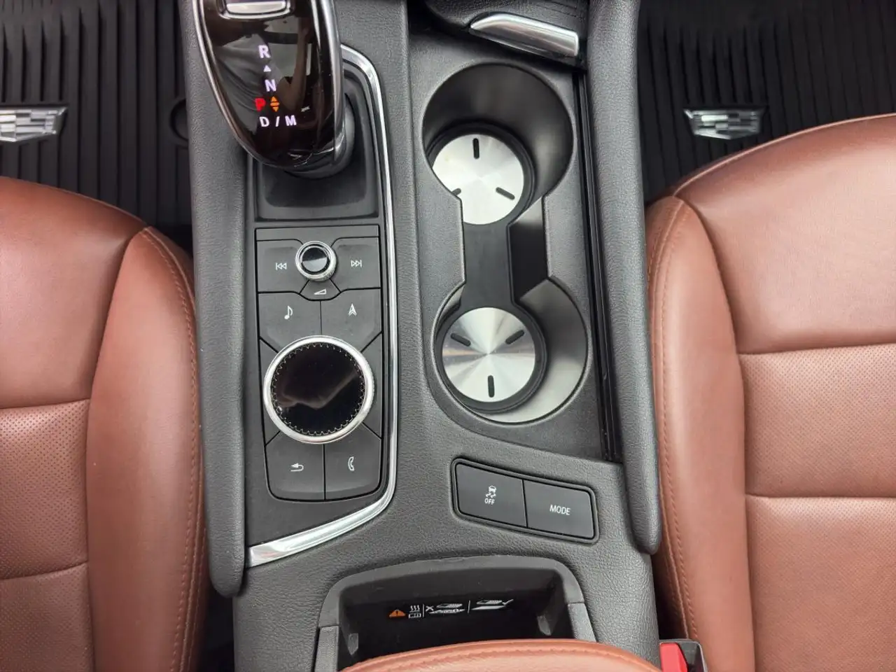 Cadillac XT5 снимка Cadillac XT5