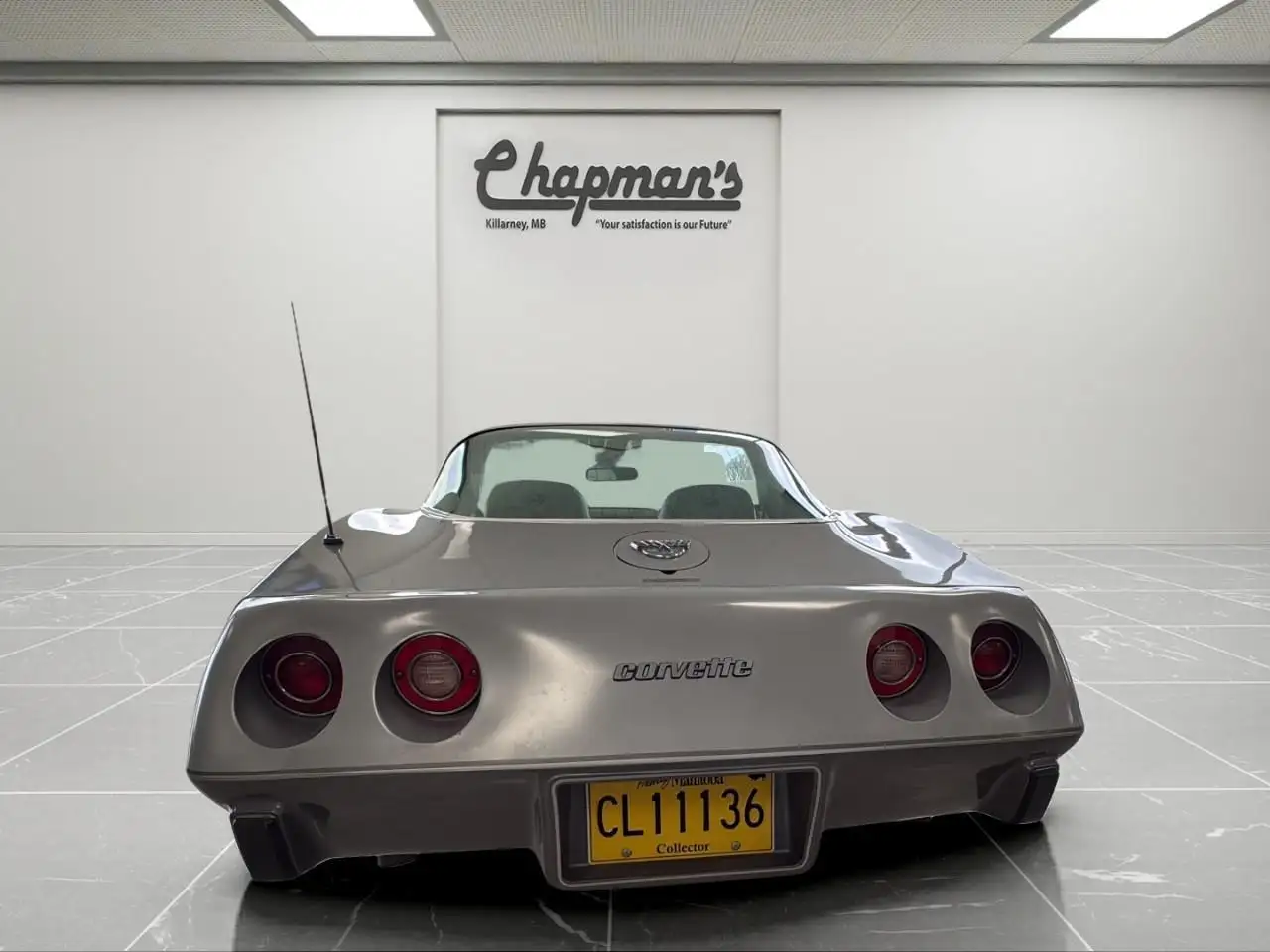 Chevrolet Corvette снимка Chevrolet Corvette