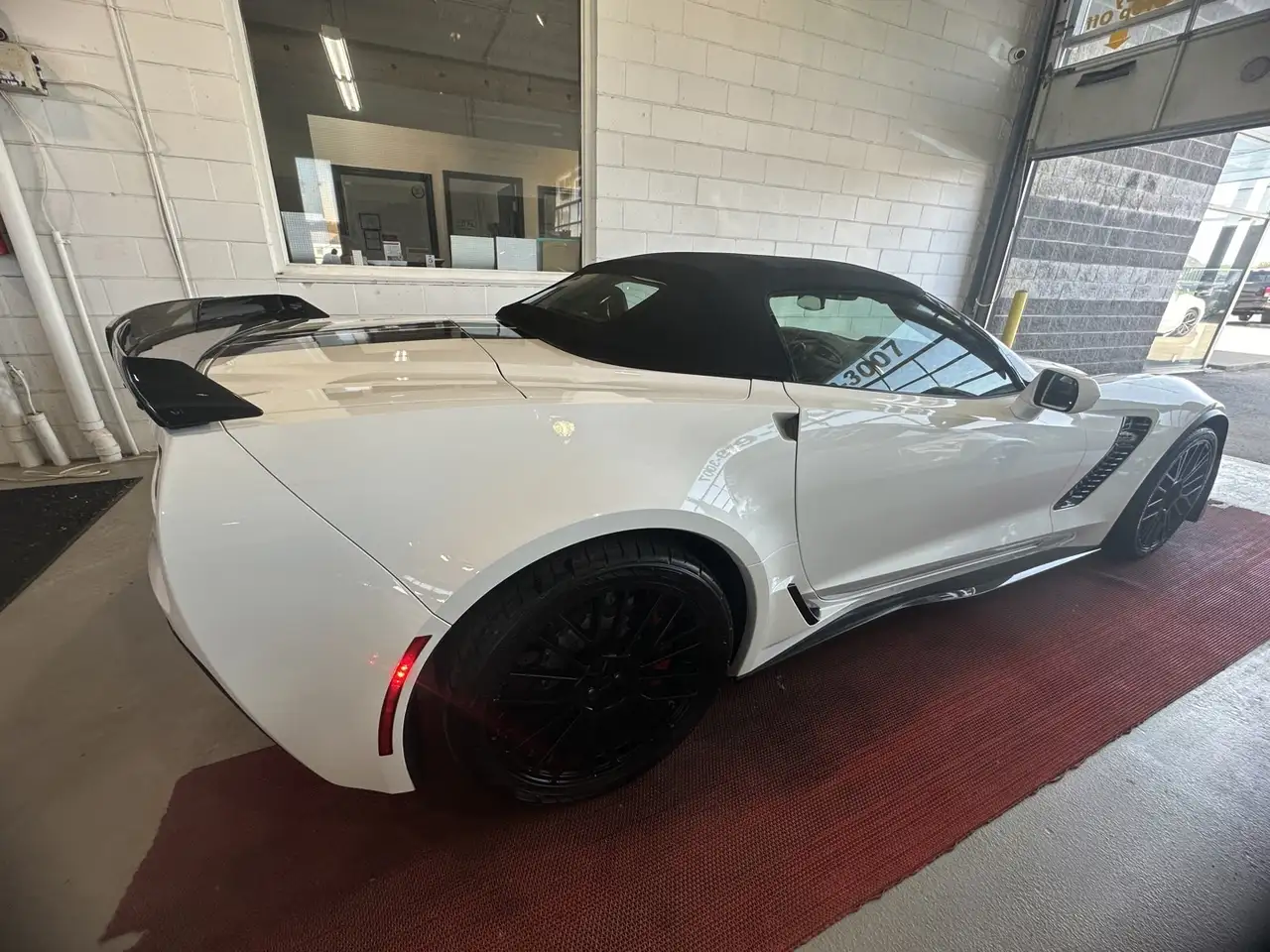 Chevrolet Corvette photo Chevrolet Corvette