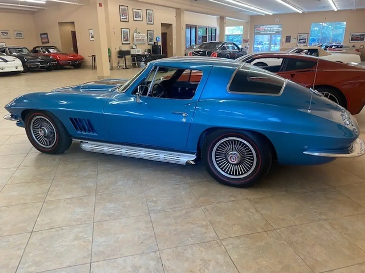 Chevrolet Corvette photo Chevrolet Corvette
