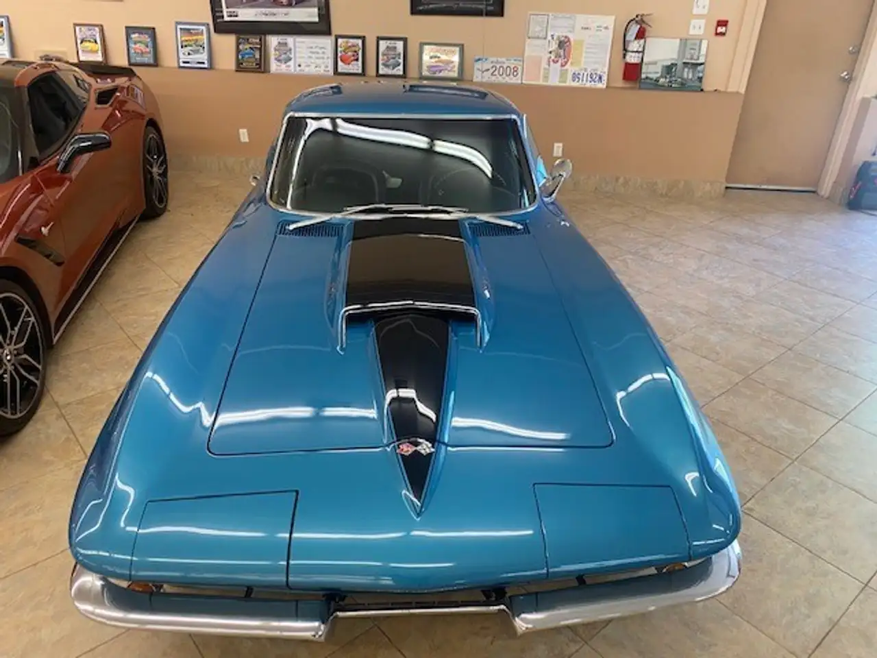 Chevrolet Corvette photo Chevrolet Corvette
