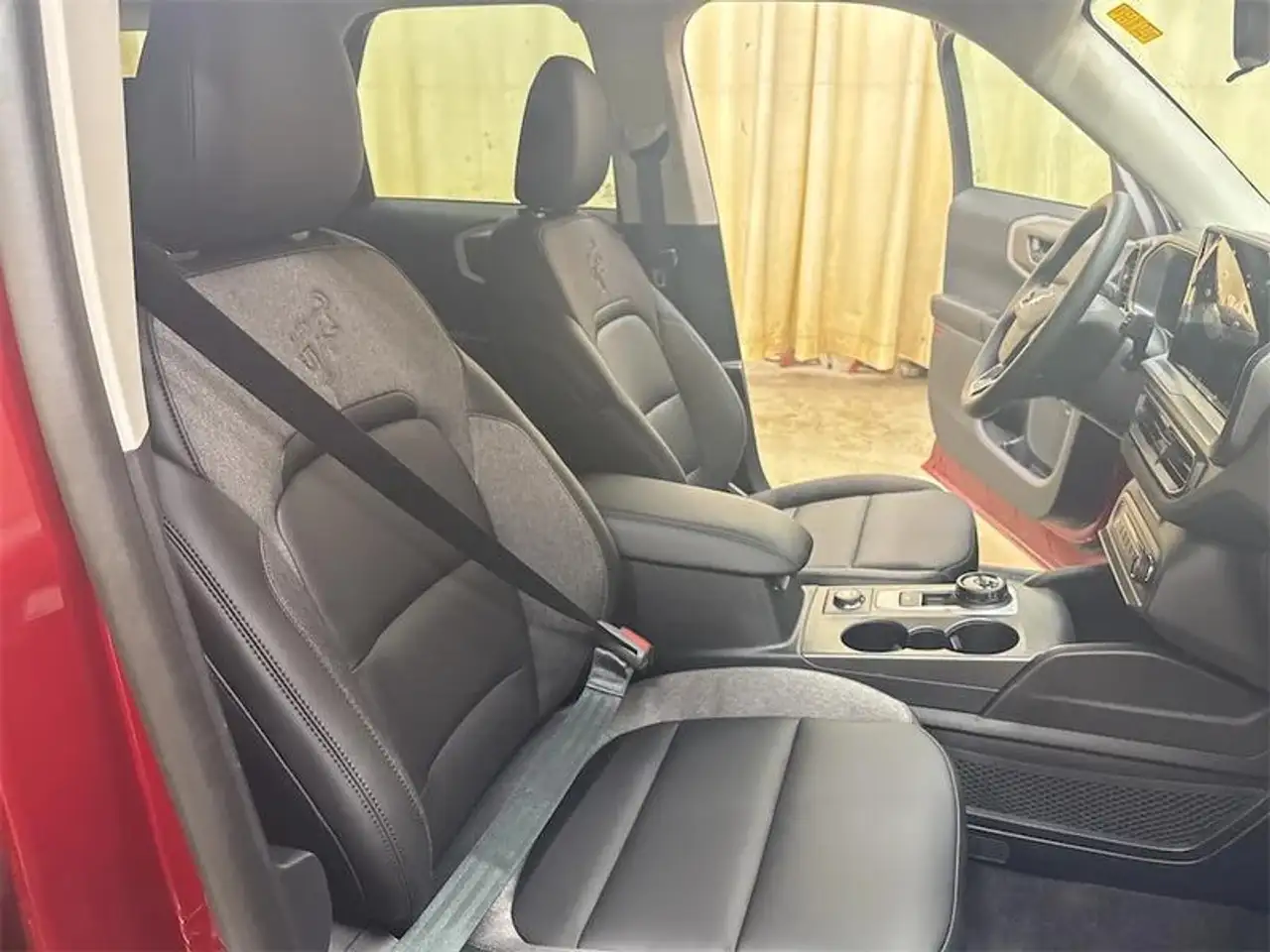 Ford Bronco Sport снимка Ford Bronco Sport