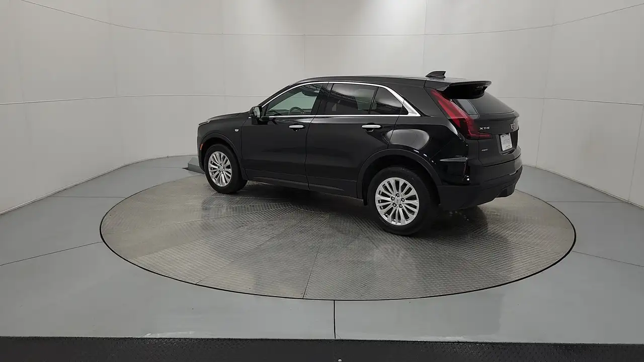 Cadillac XT4 снимка Cadillac XT4
