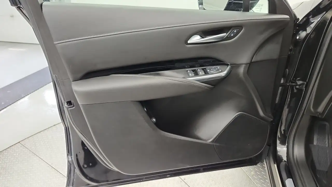 Cadillac XT4 снимка Cadillac XT4
