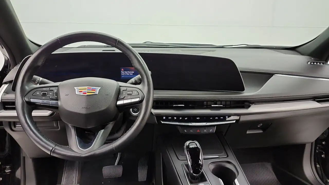 Cadillac XT4 снимка Cadillac XT4