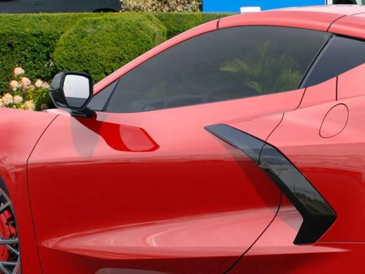 Chevrolet Corvette снимка Chevrolet Corvette