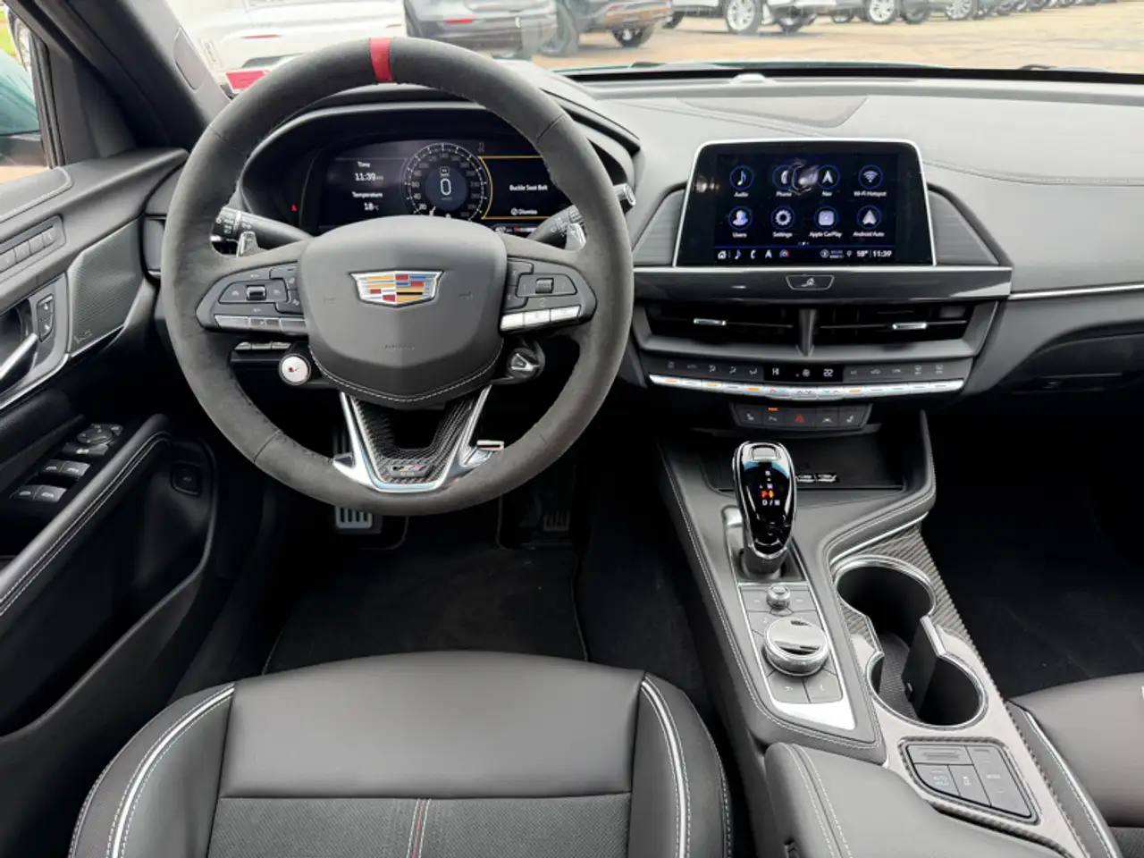 Cadillac CT4-V снимка Cadillac CT4-V