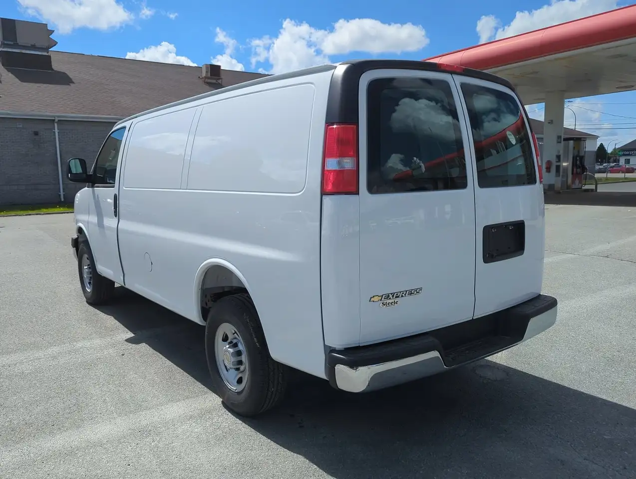 Chevrolet Express 2500 снимка Chevrolet Express 2500
