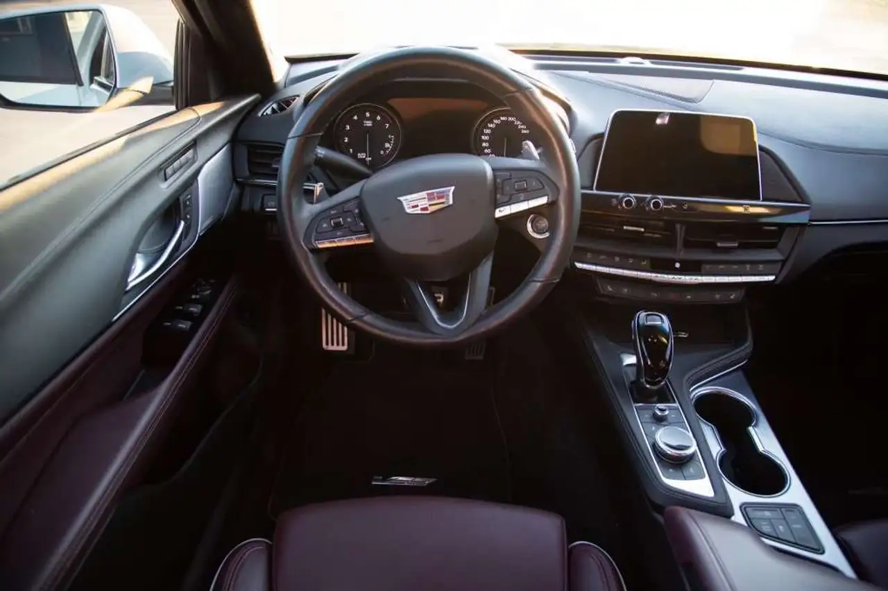 Cadillac CT4-V fotografie Cadillac CT4-V