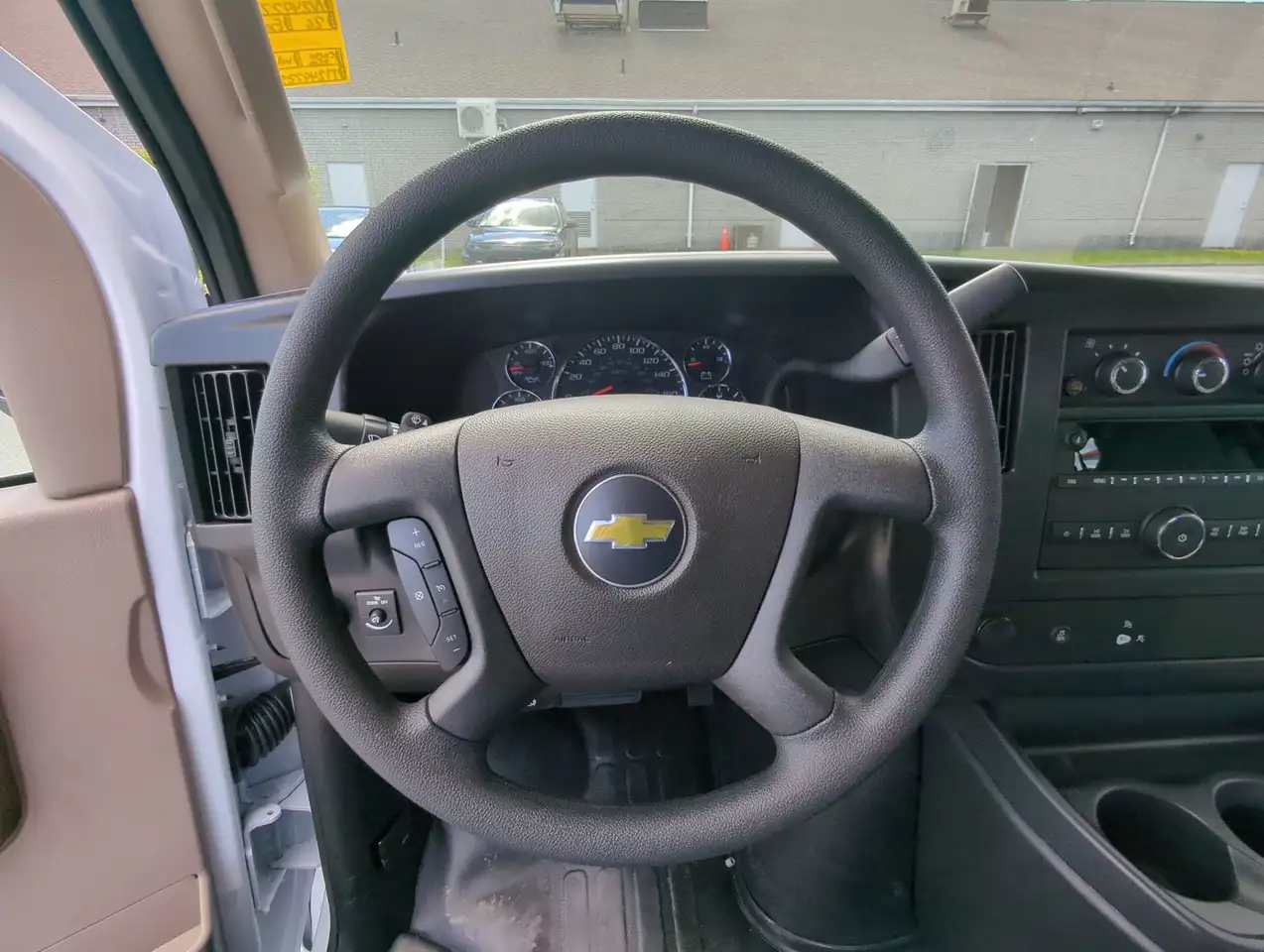 Chevrolet Express 2500 снимка Chevrolet Express 2500