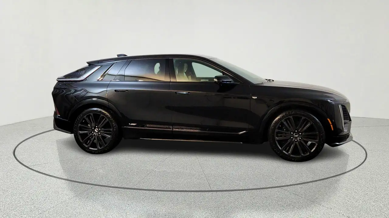 Cadillac Lyriq снимка Cadillac Lyriq