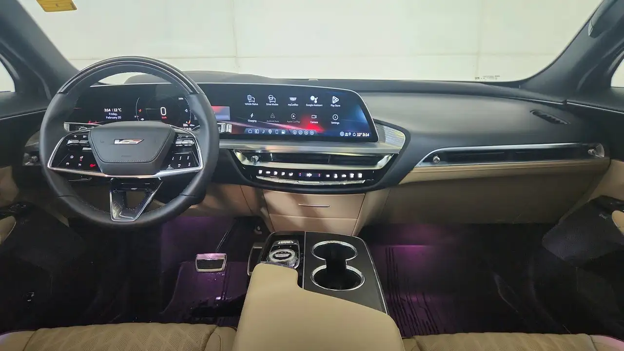 Cadillac Lyriq снимка Cadillac Lyriq