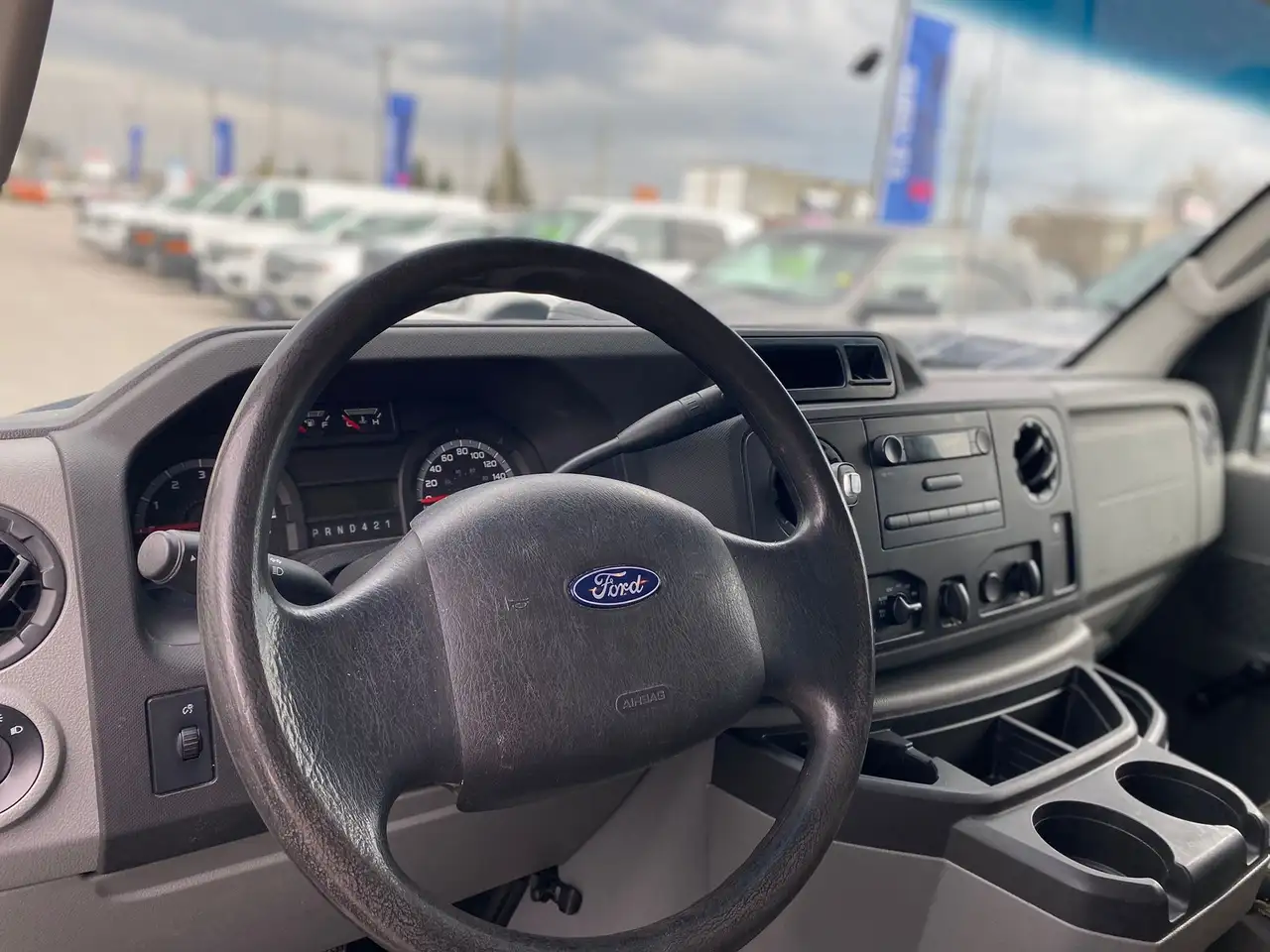 Ford E-Series Cutaway photo Ford E-Series Cutaway