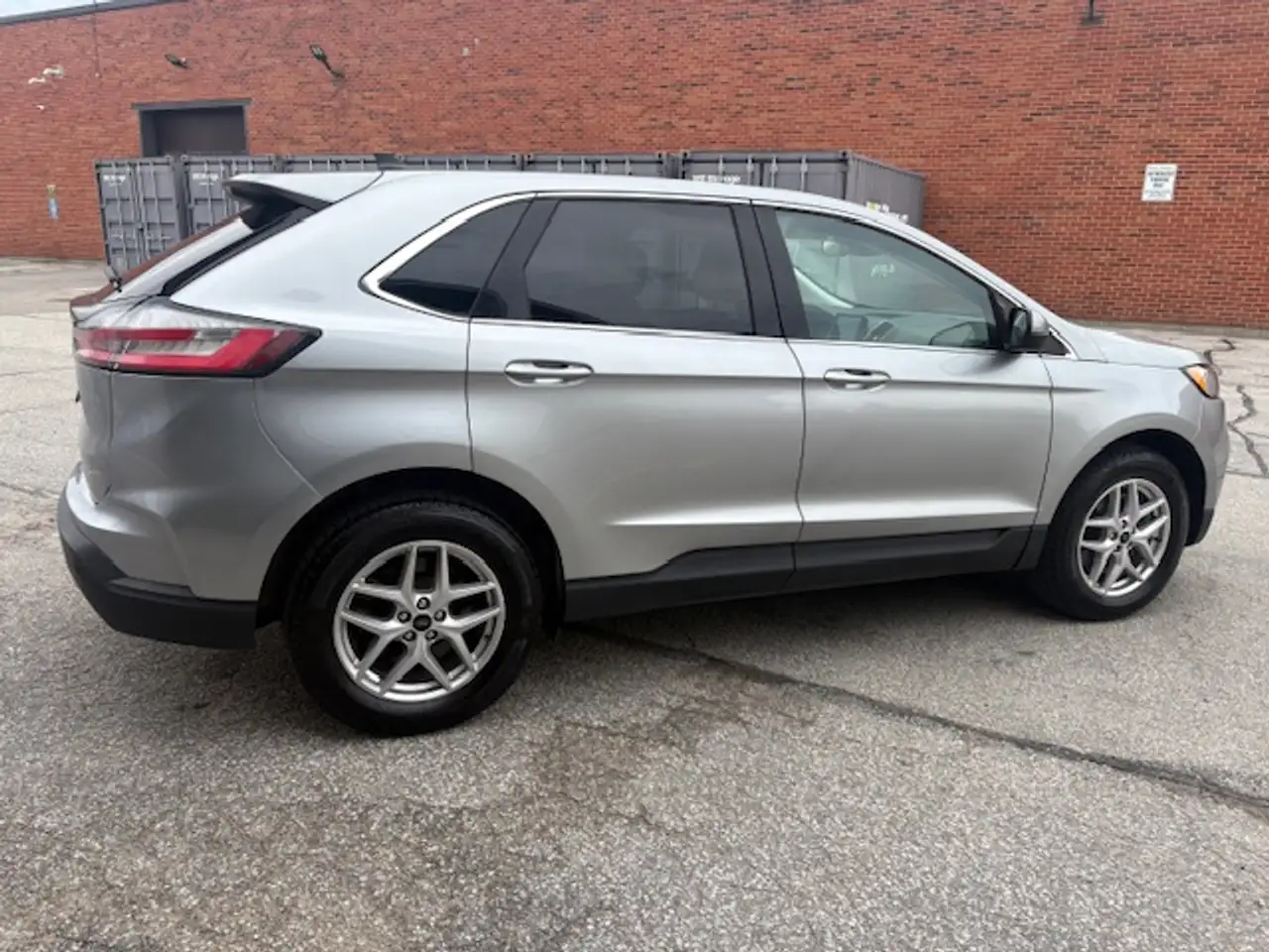 Ford Edge photo Ford Edge