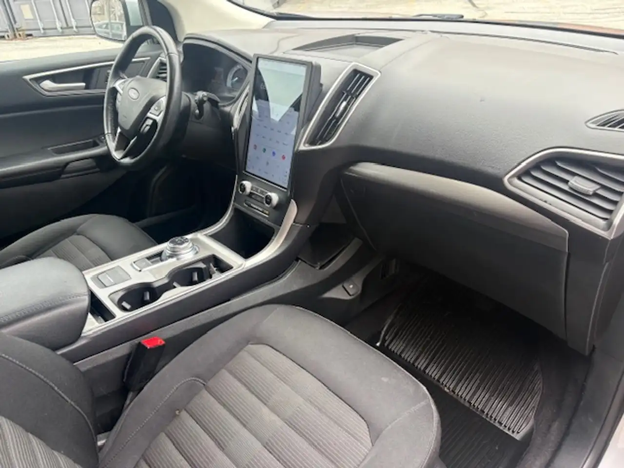 Ford Edge photo Ford Edge