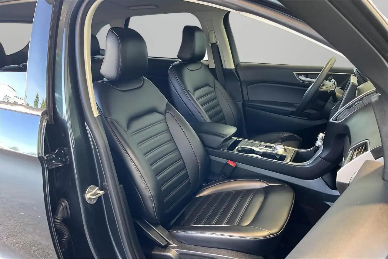 Ford Edge снимка Ford Edge