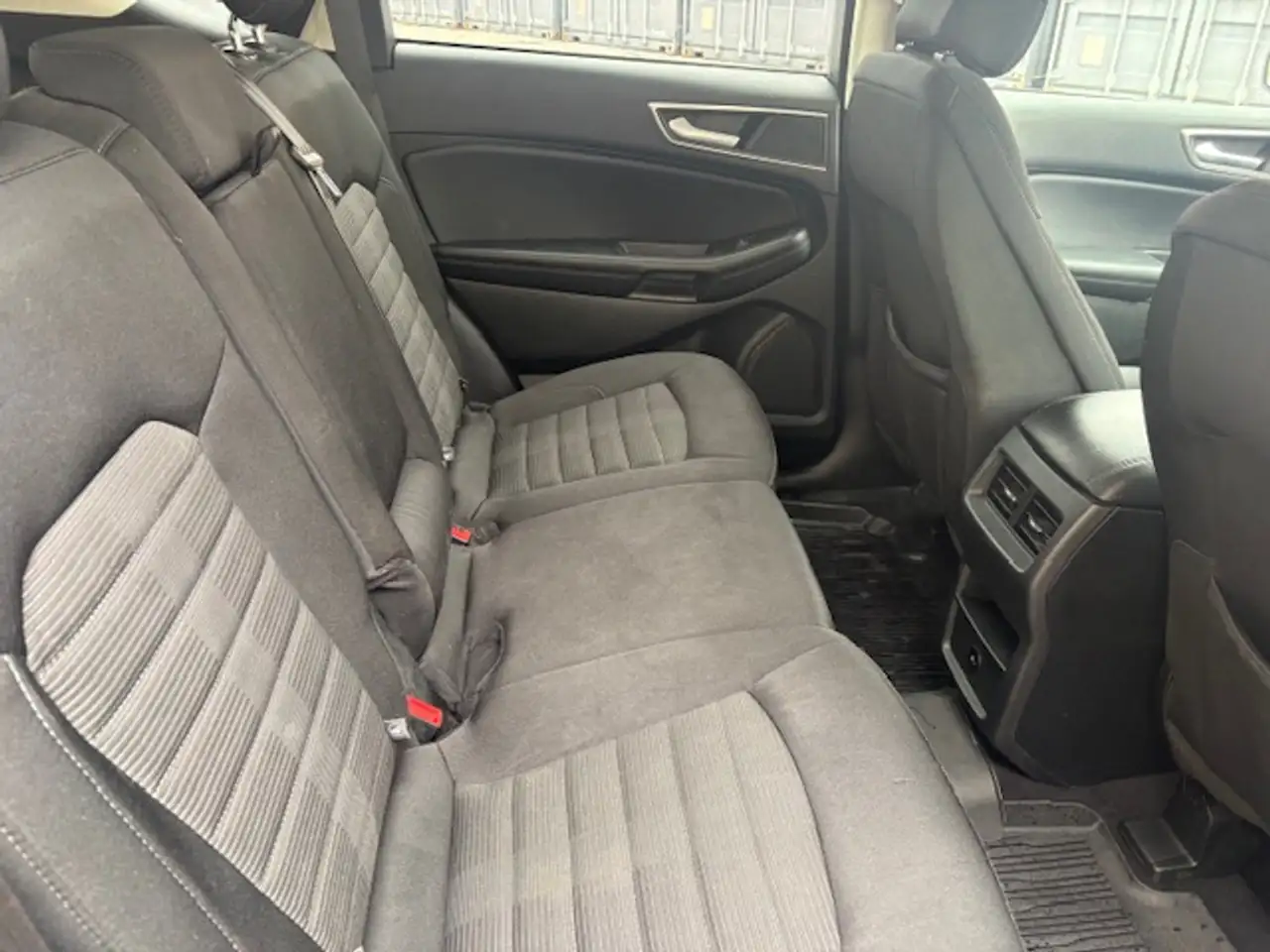 Ford Edge photo Ford Edge