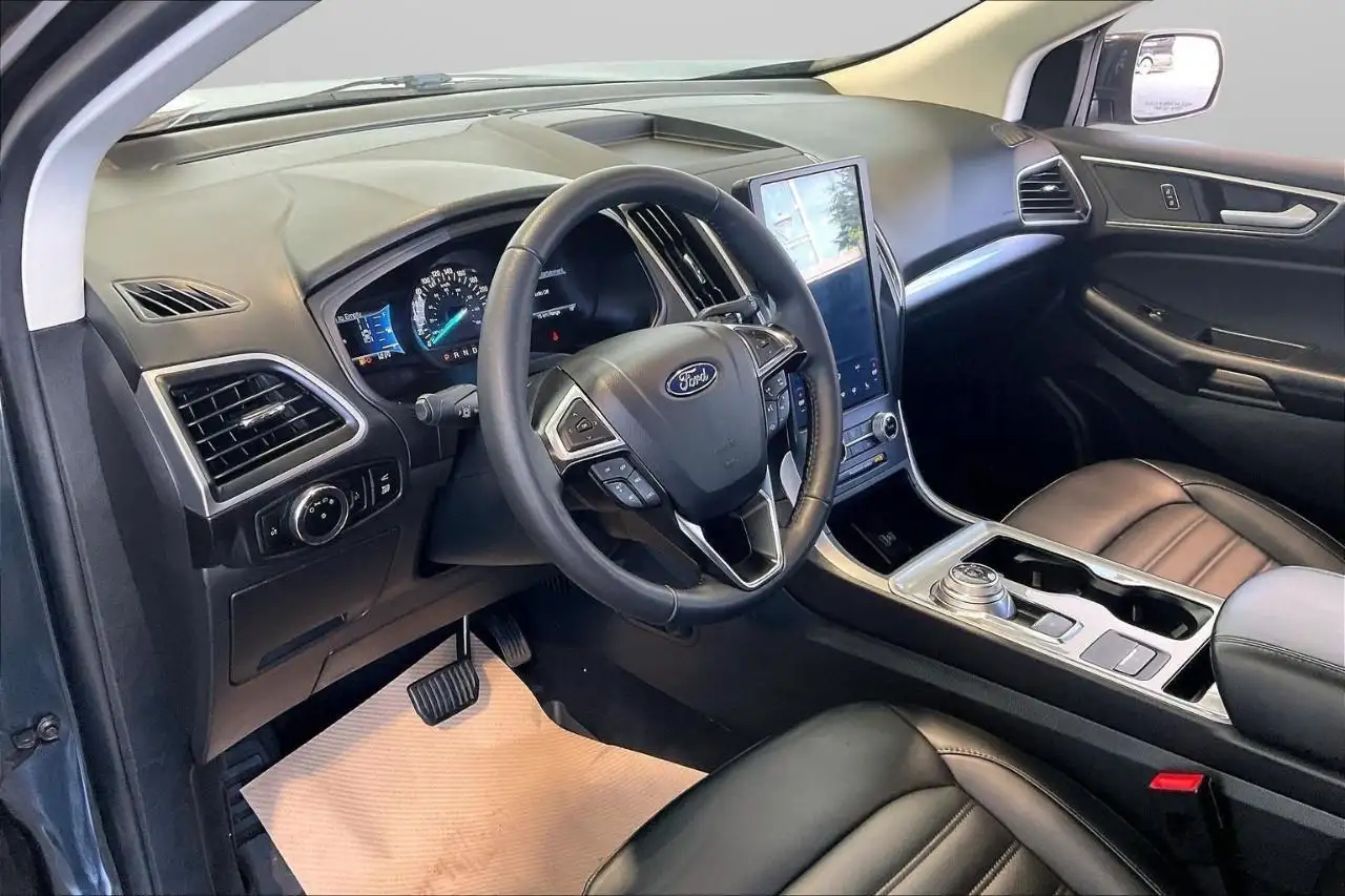 Ford Edge снимка Ford Edge
