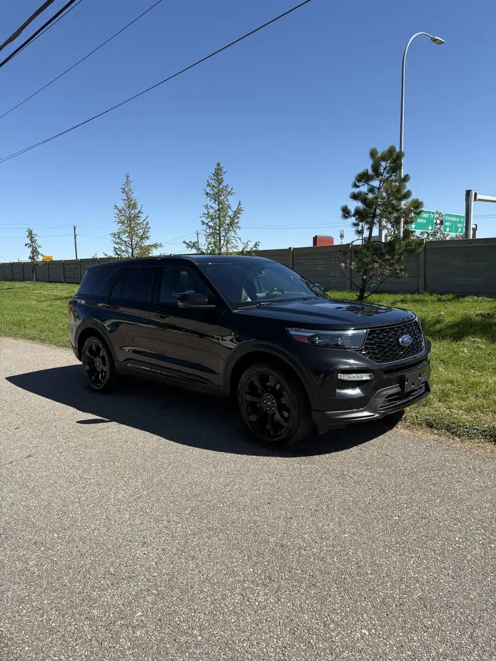 Ford Explorer снимка Ford Explorer