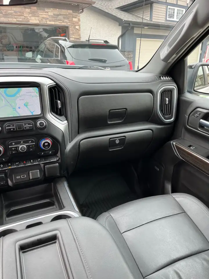 Chevrolet Silverado 1500 снимка Chevrolet Silverado 1500