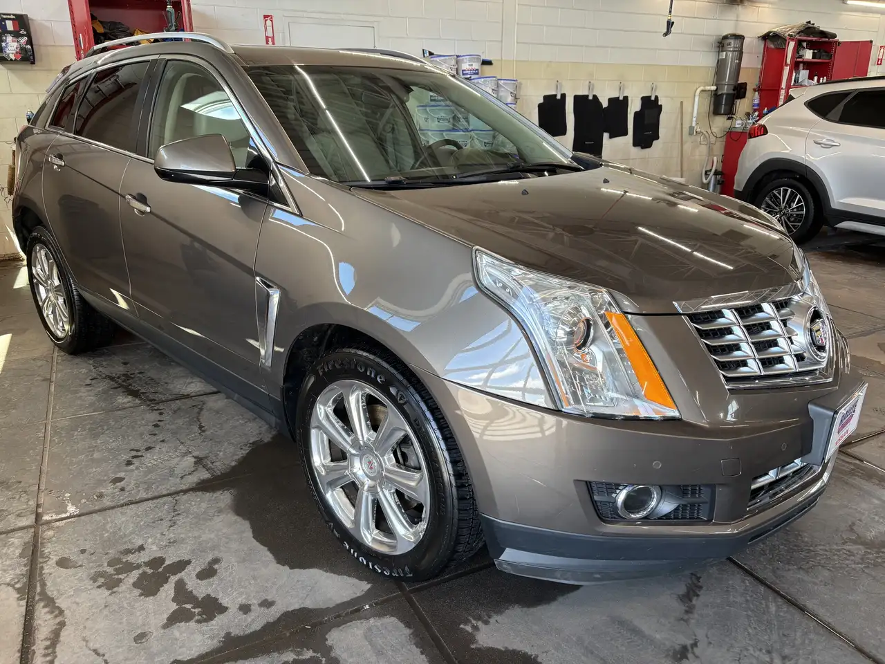 Cadillac SRX photo Cadillac SRX