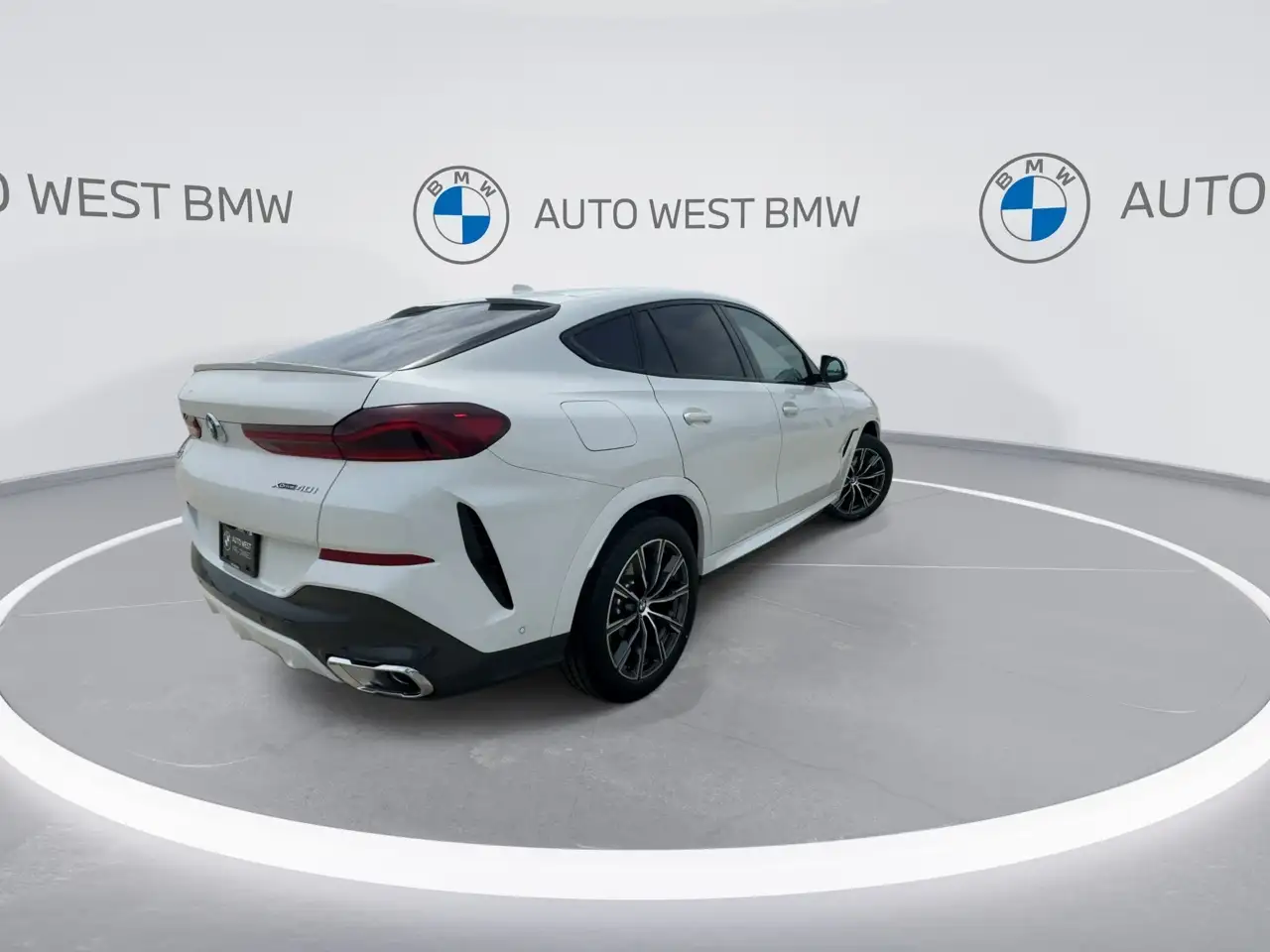 BMW X6 снимка BMW X6