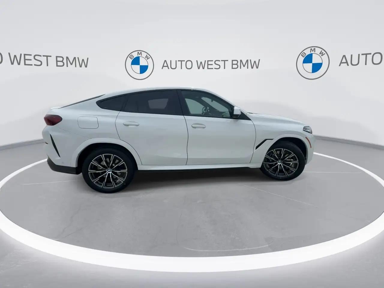 BMW X6 снимка BMW X6