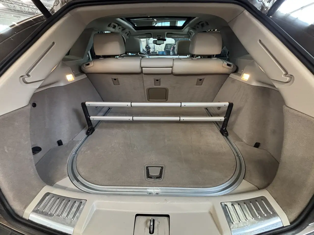 Cadillac SRX photo Cadillac SRX