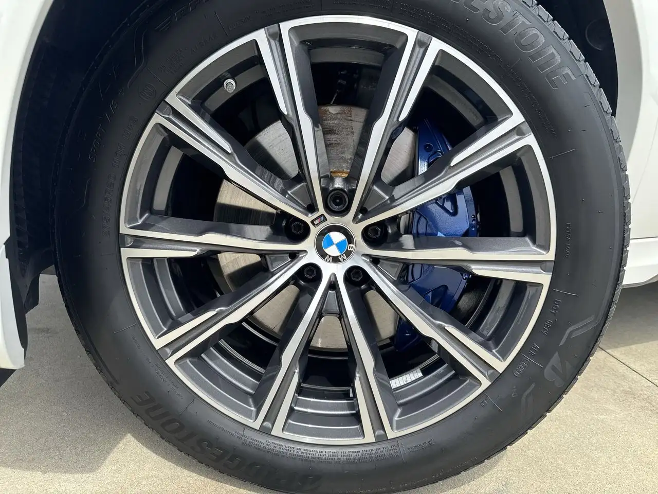 BMW X6 снимка BMW X6