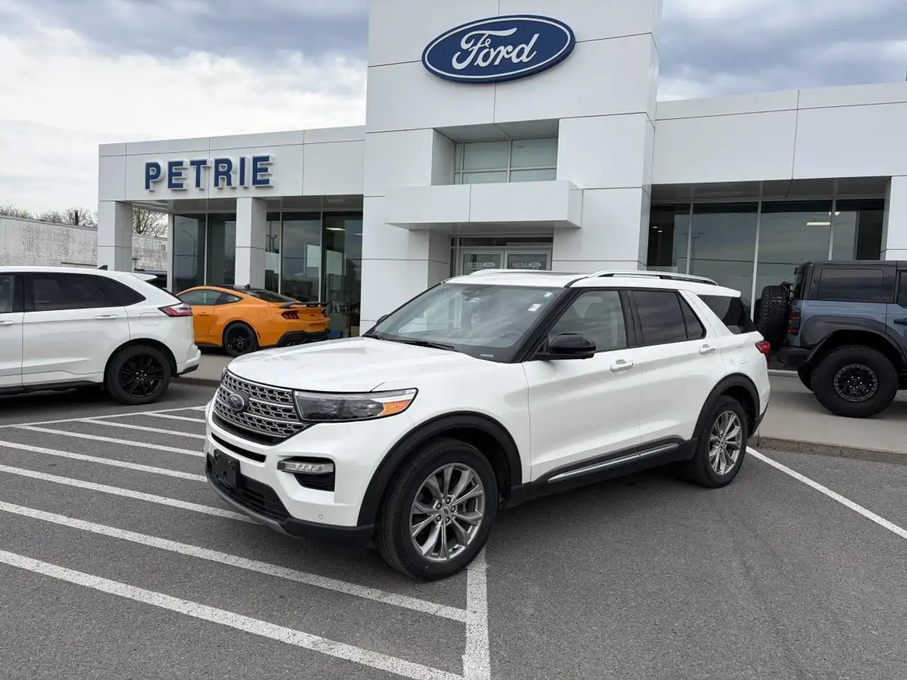 2023 Ford Explorer