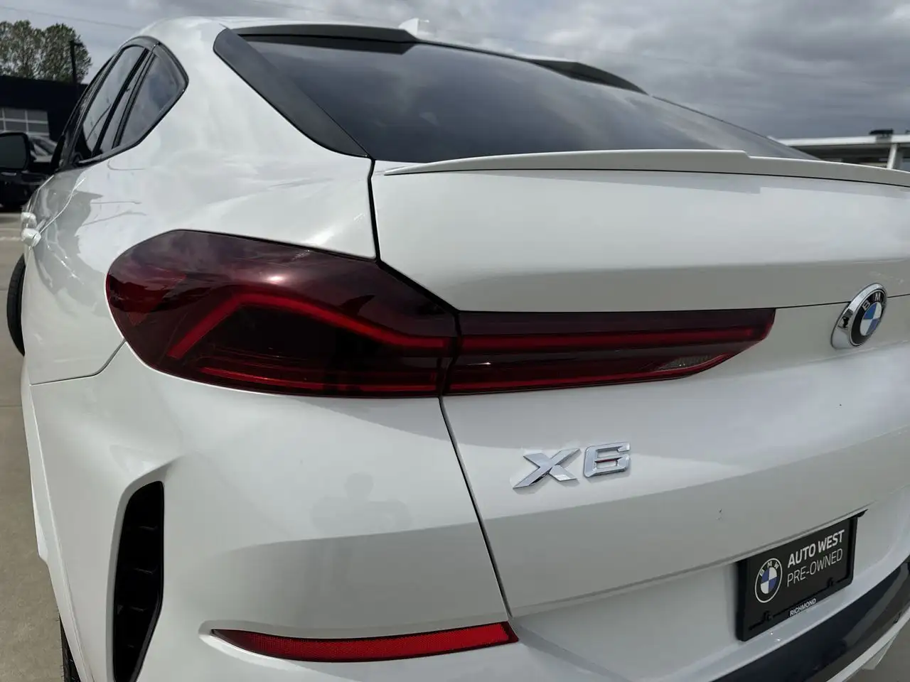 BMW X6 снимка BMW X6