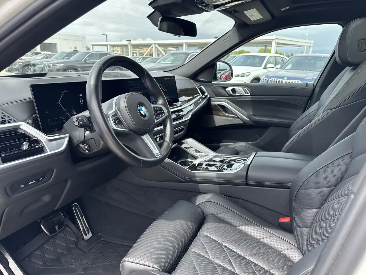 BMW X6 снимка BMW X6
