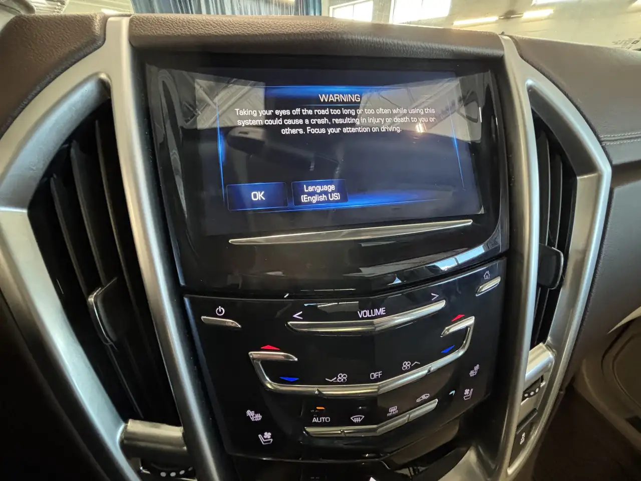 Cadillac SRX photo Cadillac SRX