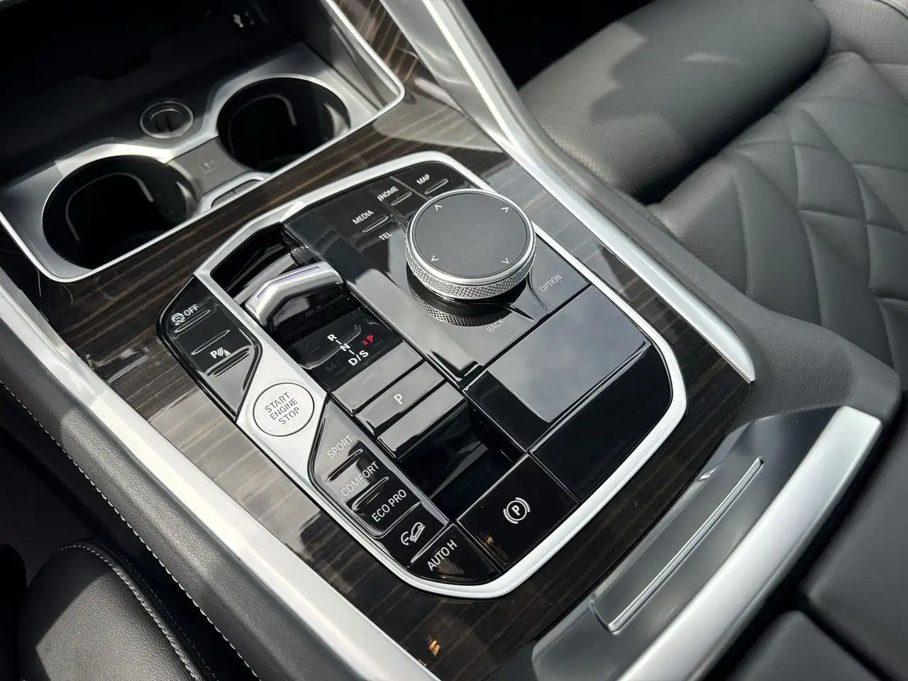 BMW X6 снимка BMW X6