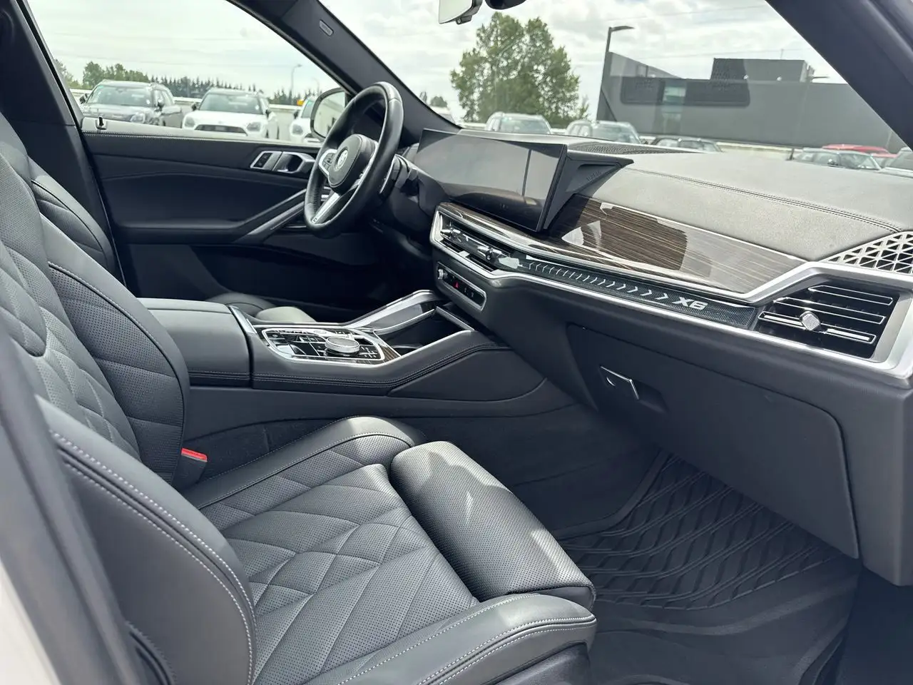 BMW X6 снимка BMW X6
