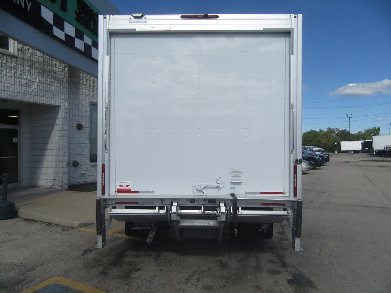 Ford E-450 photo Ford E-450