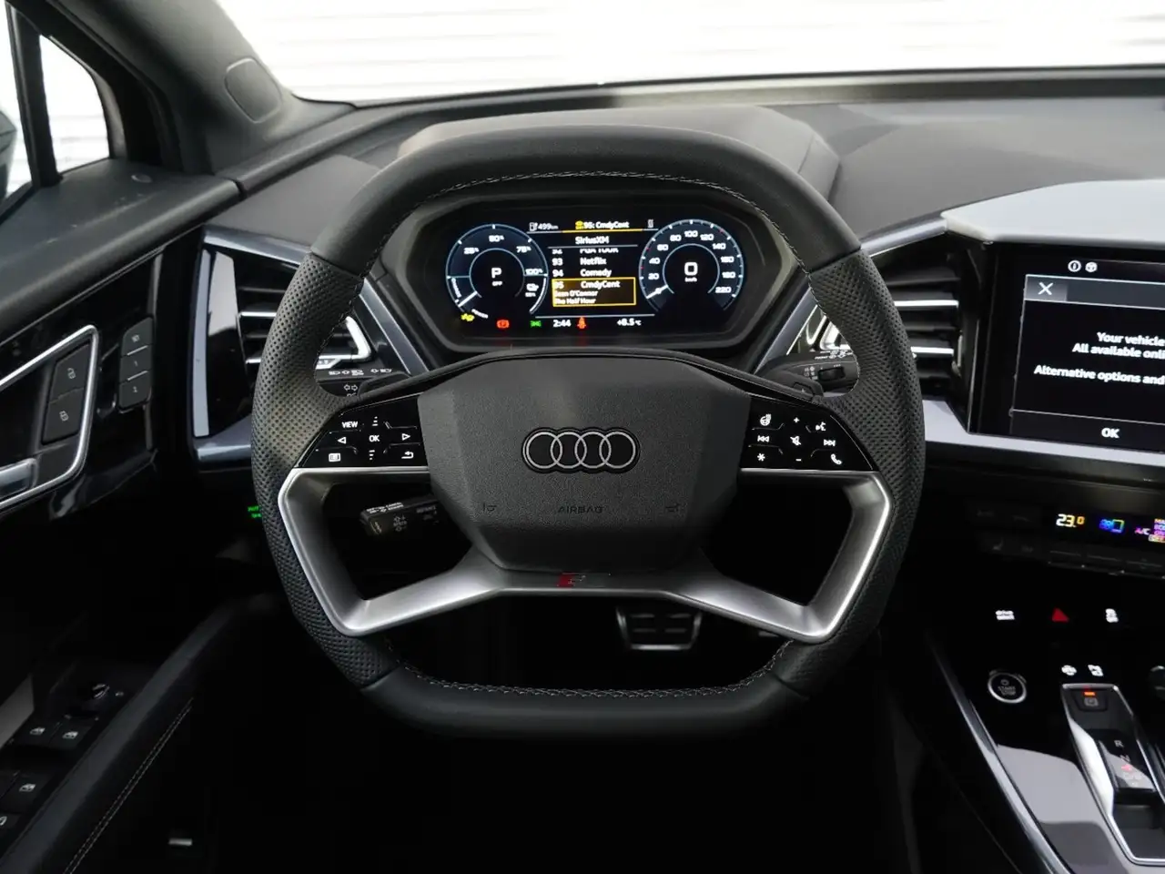 Audi Q4 e-tron photo Audi Q4 e-tron