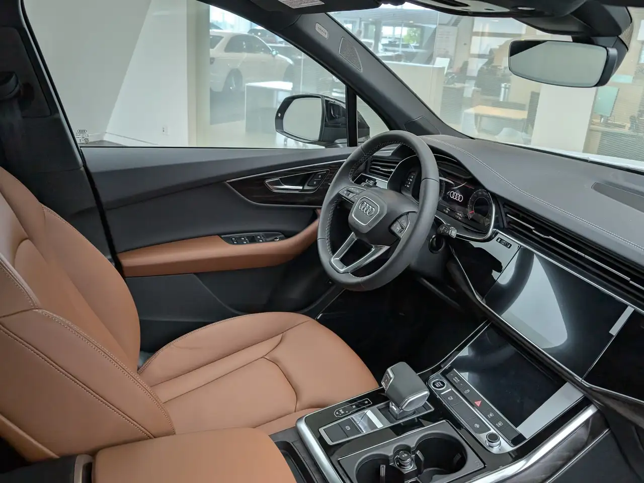 Audi Q7 photo Audi Q7