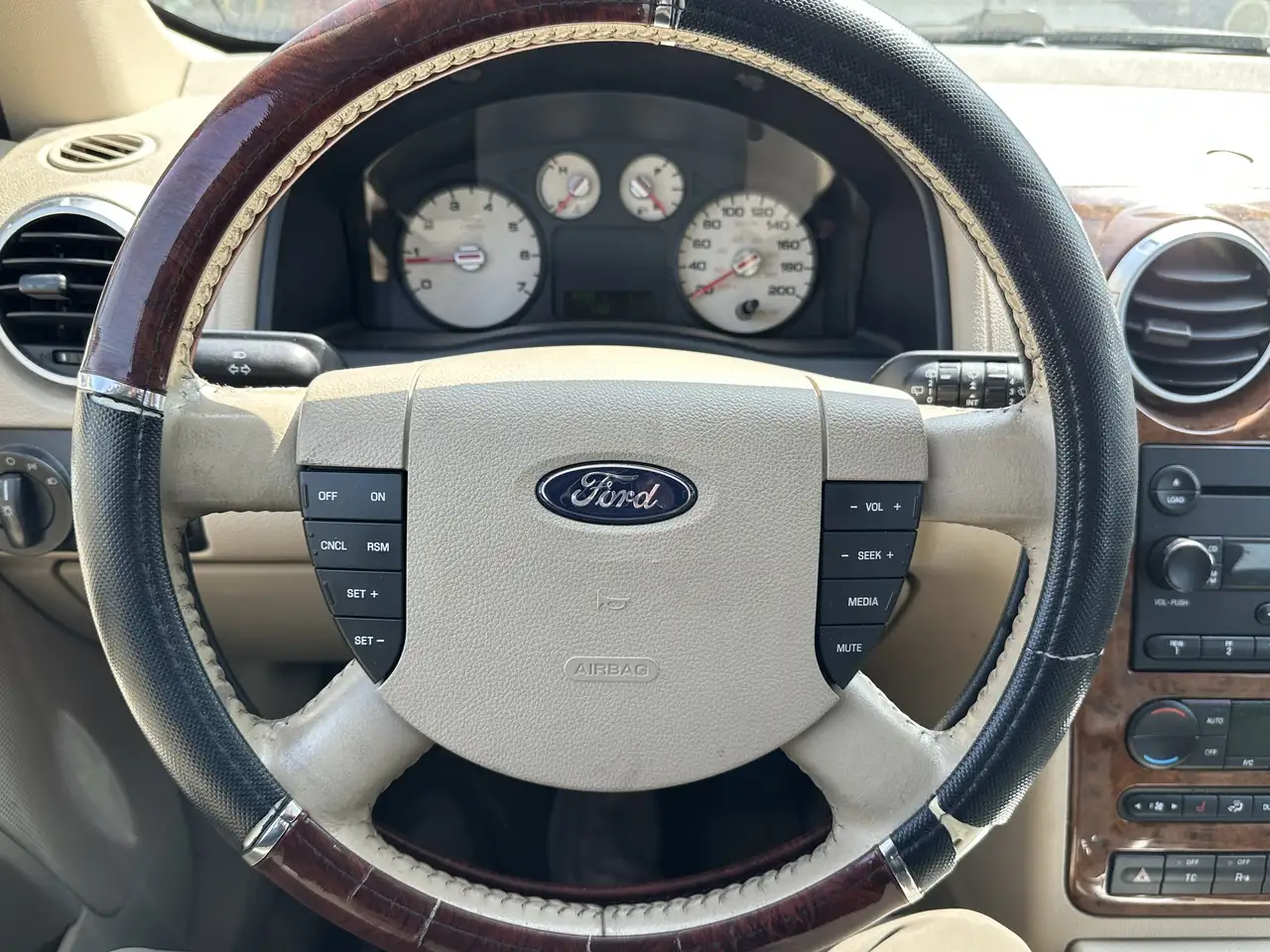 Ford Freestyle fotografie Ford Freestyle