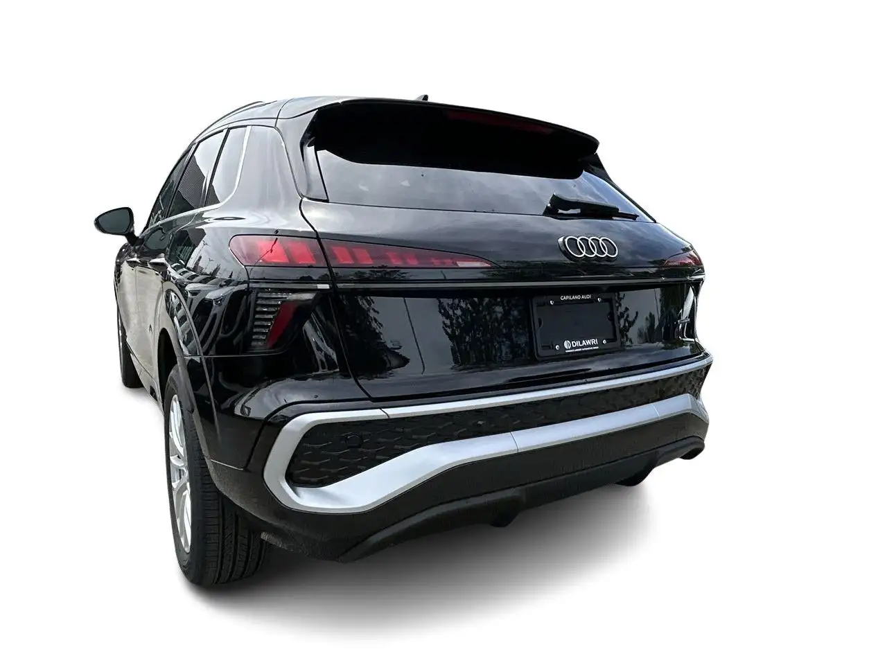 Audi Q3 снимка Audi Q3