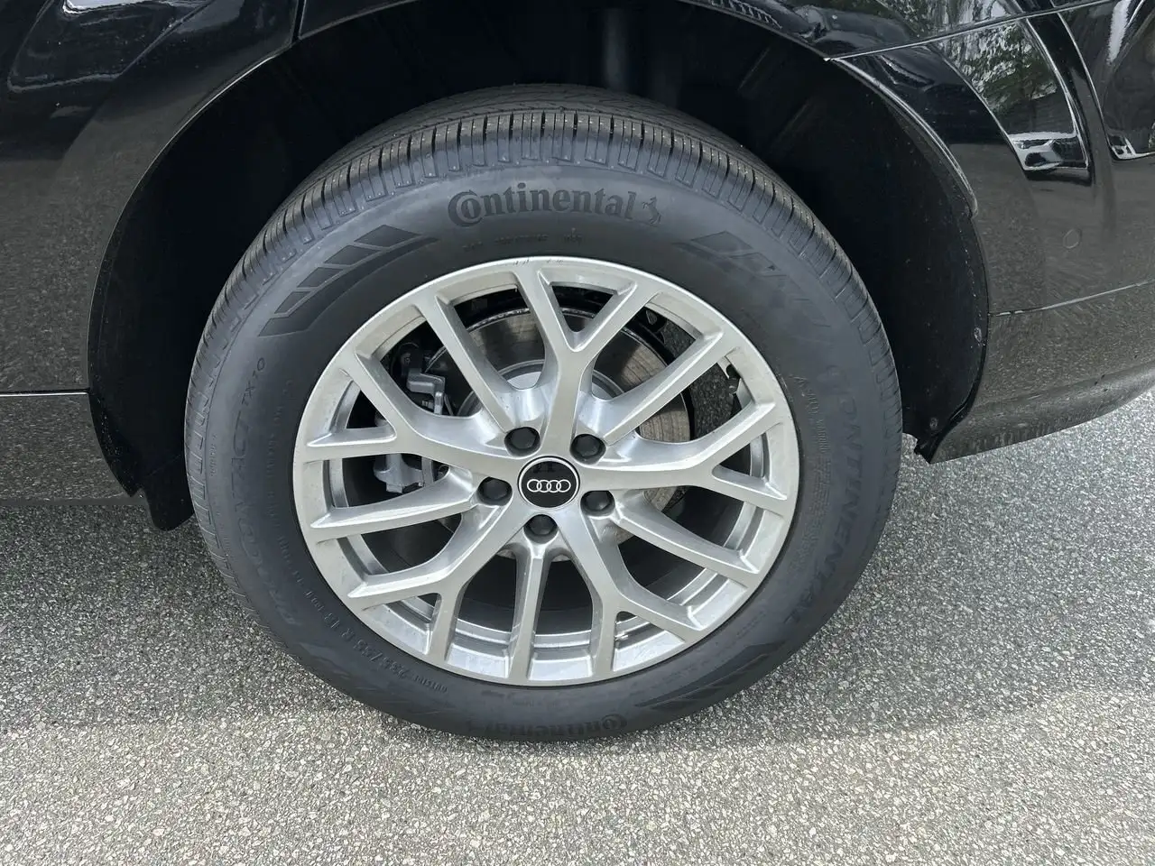 Audi Q3 снимка Audi Q3