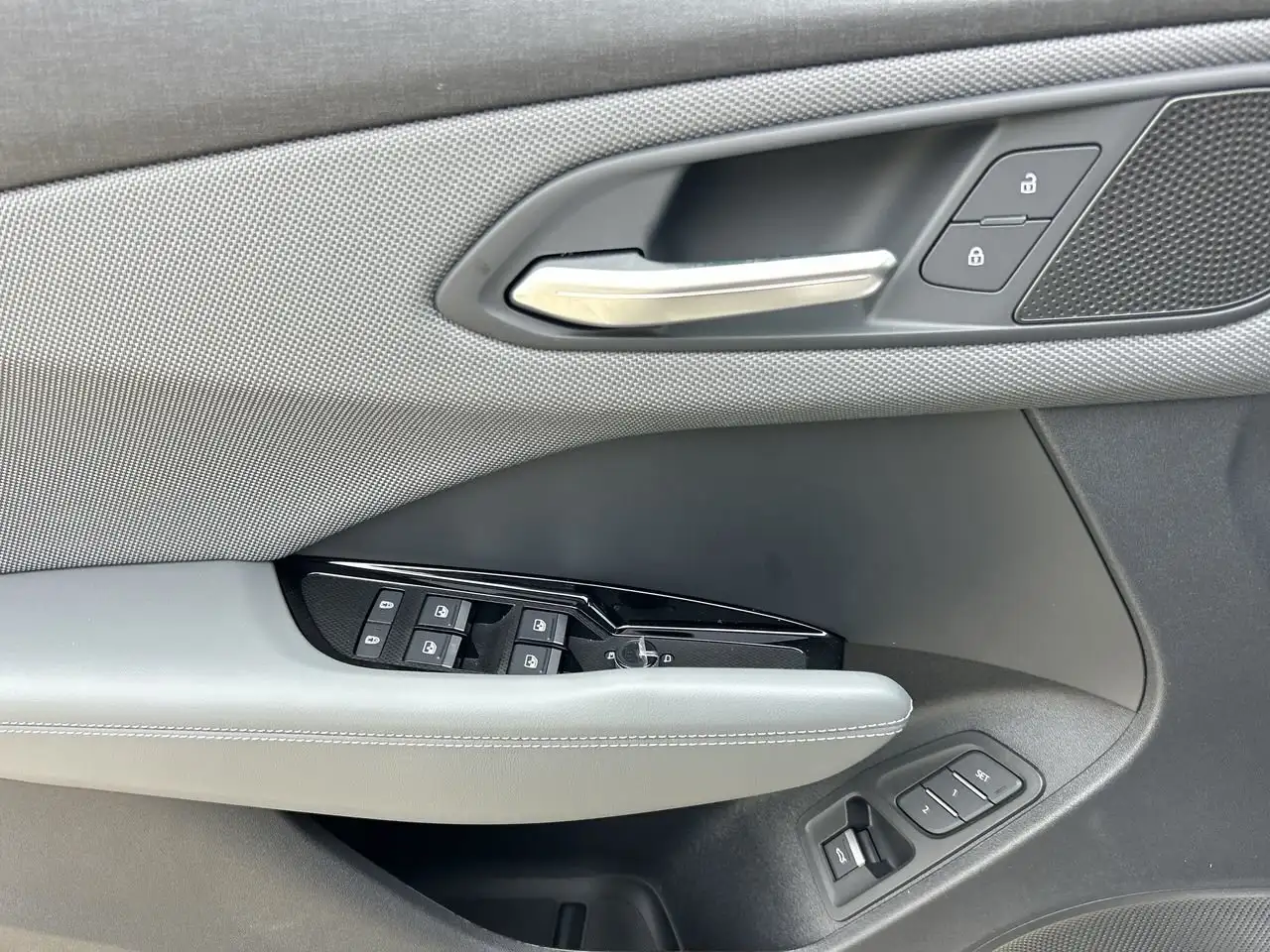 Audi Q3 снимка Audi Q3