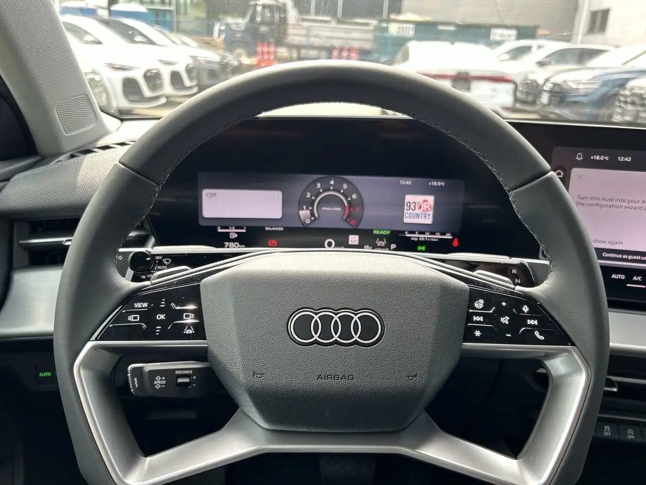 Audi Q3 снимка Audi Q3