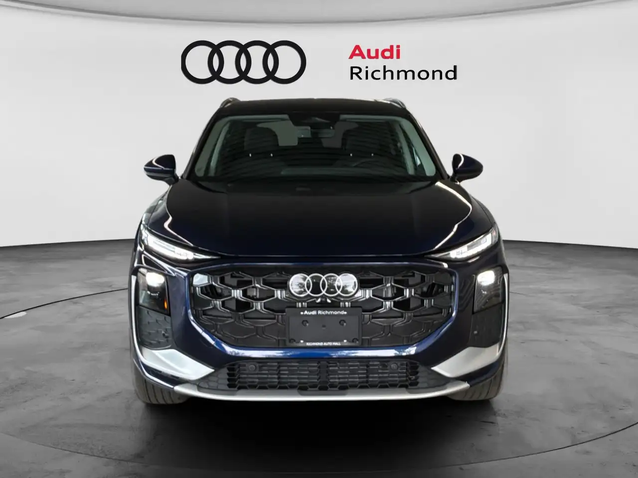 Audi Q3 снимка Audi Q3