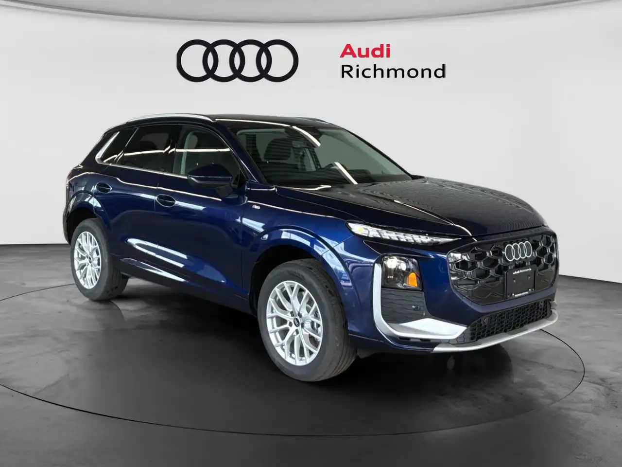 Audi Q3 снимка Audi Q3