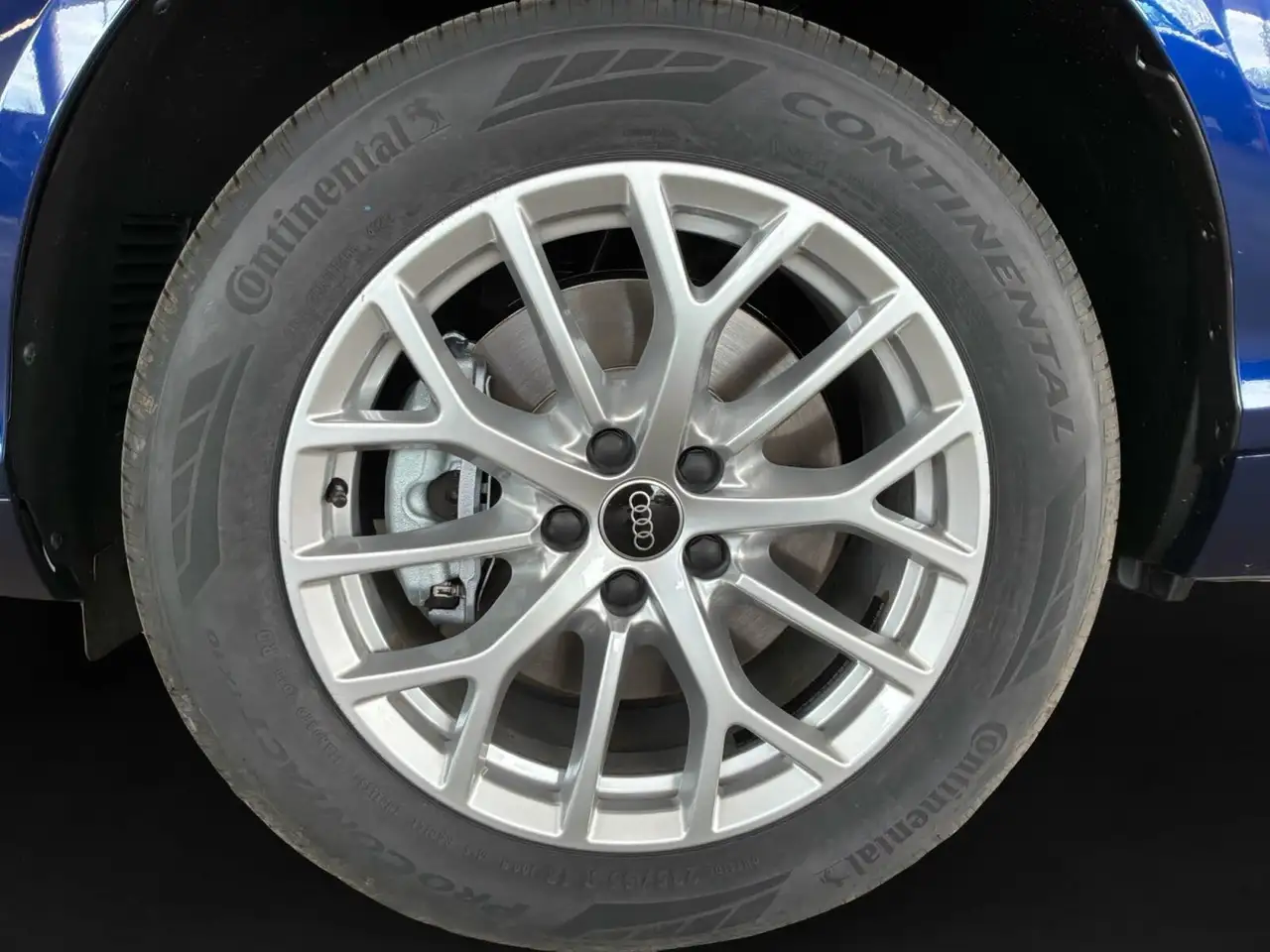 Audi Q3 снимка Audi Q3