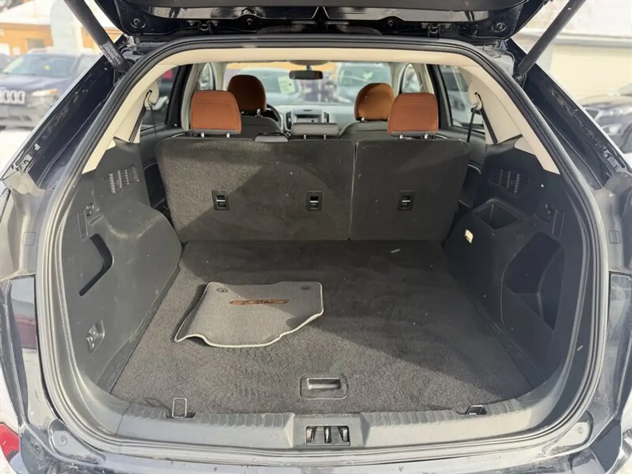 Ford Edge photo Ford Edge