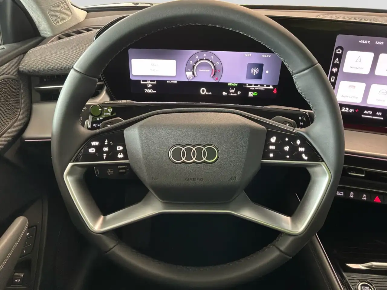 Audi Q3 снимка Audi Q3
