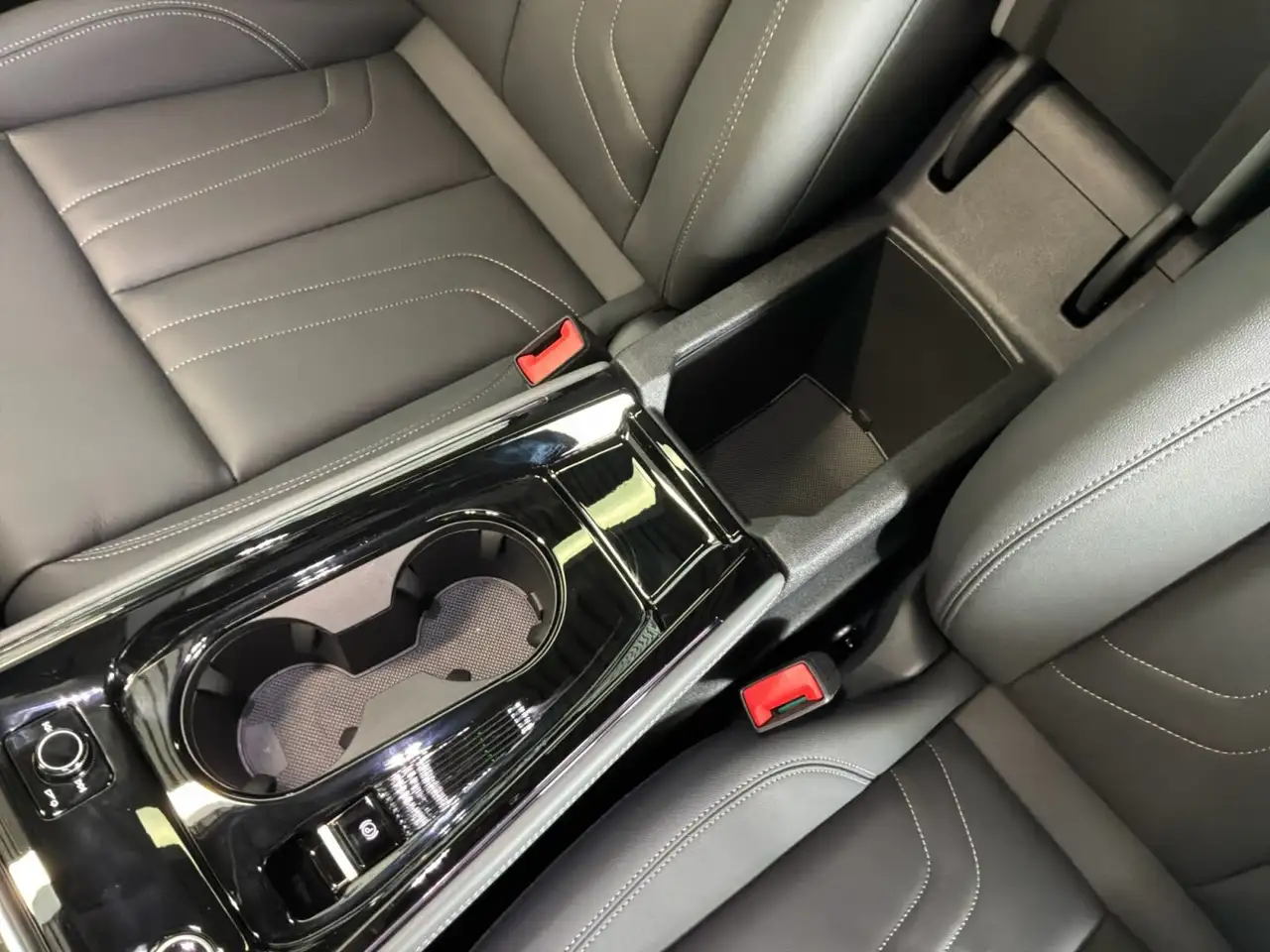 Audi Q3 снимка Audi Q3